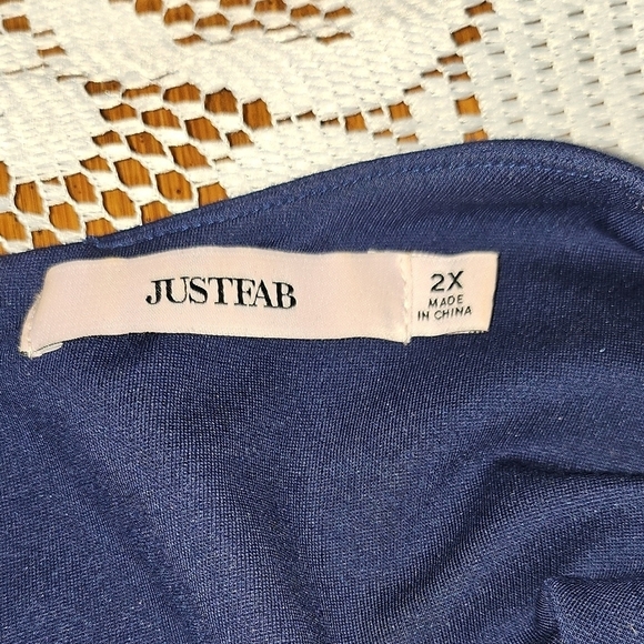 JustFab Navy Blue And Maroon Sleeveless Dress - Picture 8 of 11